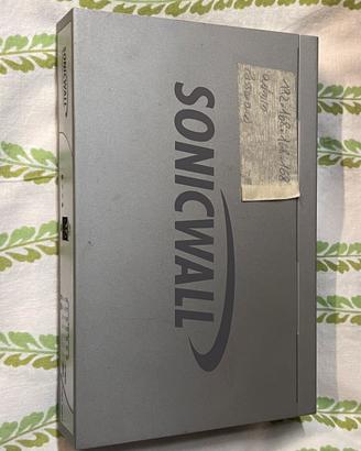 sonicwall nsa220 completo di alimentatore,
