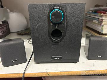 Subwoofer Trust + 2 casse piccole per tv/pc