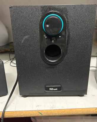 Subwoofer Trust + 2 casse piccole per tv/pc