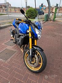 Yamaha FZ8 Akrapovic Blu Oro