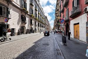 Toledo lato Piazza 7 settembre adiacenze