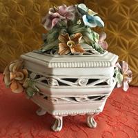 Vaso soprammobile in ceramica Bassanese