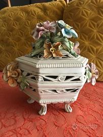 Vaso soprammobile in ceramica Bassanese