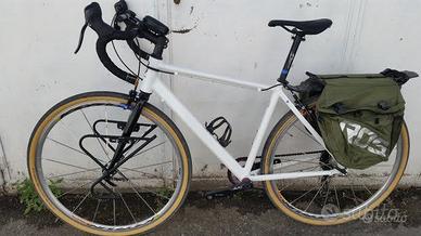 Bici da corsa/gravel (tg da 165 a 175 cm)