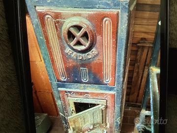 Stufa a legna in ceramica