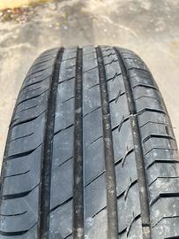 Gomme estive 225/60 R18