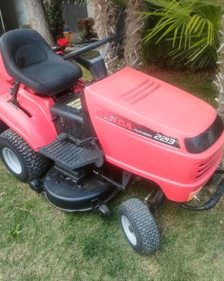 Trattorino tagliaerba Honda