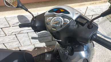 Scooter Honda Sh150