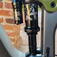 ammortizzatore fox float x performance 2Pos