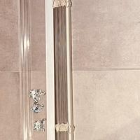 Tenda veneziana in alluminio bianco opaco