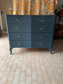 Cassettiera in stile Shabby
