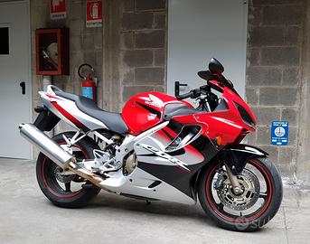 Honda CBR600F 