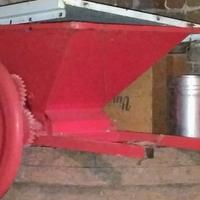 pigiatrice uva manuale 