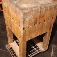 Ceppo da macellaio in legno massello – vintage pro