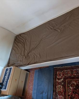 letto piazza singola con testata