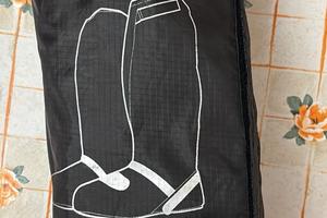 Copri scarpe e copri pantaloni antipioggia moto