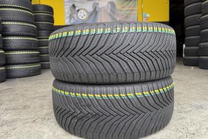 2 Gomme 235/40R19 Michelin 4 Stagioni 85% residui