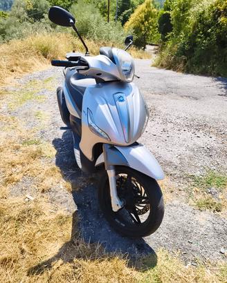 Beverly 350 2019 Unico Proprietario 