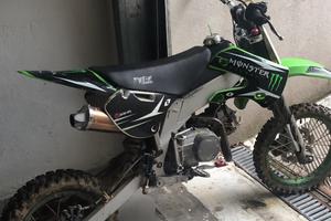 Pit bike