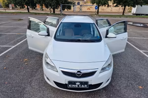 Opel Astra 1.4 Turbo 140CV Sports Tourer Cosmo