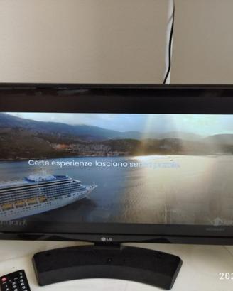 TELEVISORE * LED TV * LG 22 pollici