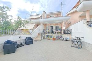 Villa bifamiliare Ardea [Cod. rif 3240626VRG]