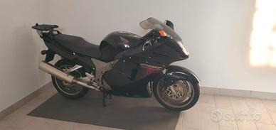 Honda CBR 1100 XX -