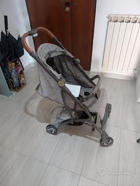 Passeggino compatto