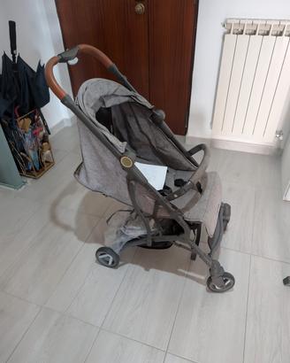 Passeggino compatto
