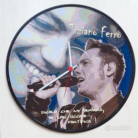Vinile 33 giri a orologio omaggio a Tiziano Ferro 