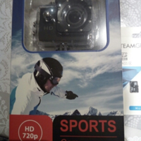 Camera per riprese sportive estreme