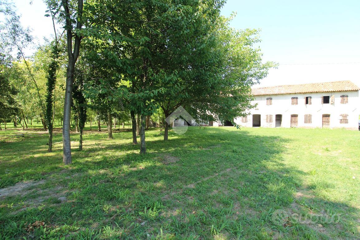 RUSTICO A GORGO AL MONTICANO - Vista 4