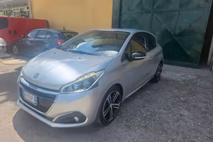 Peugeot 208 BlueHDi 120 GT Line 2016