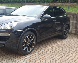 Porsche cayenne 3.0 tdi v6 platinum edition mod 13