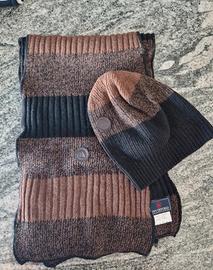 Set cappello e sciarpa Ivy Oxford.