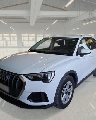 AUDI Q3 35 TDI S tronic Business