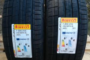 2 pneumatici (copertoni) "NUOVI-ETICHETTATI"