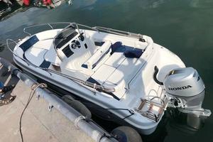 Barca a motore - Cantiere Orrizzonti / Syros 190