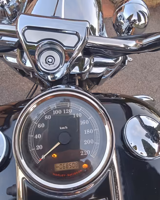  Harley Davidson  Road King 
