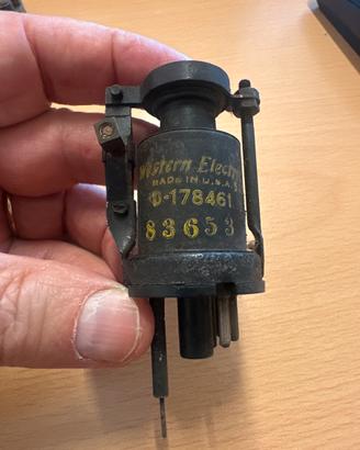 Tubo klystron reflex d’epoca Western Electric.