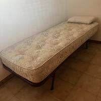 Materasso singolo e rete in ferro