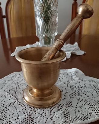 Mortaio e pestello in ottone 