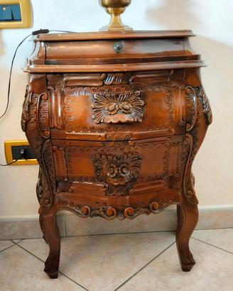 Comodino in stile barocco-legno-massello