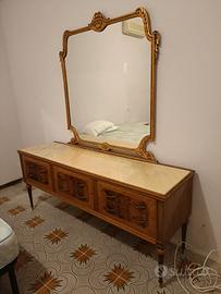 credenza vintage con specchiera 