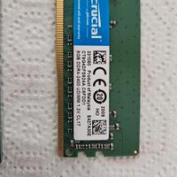 2 banchi RAM ddr4  8GB  l'uno 
