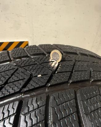 Gomme Pirelli Sottozero 3 invernali 225/40R19