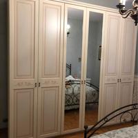 Armadio 6 ante in legno massiccio