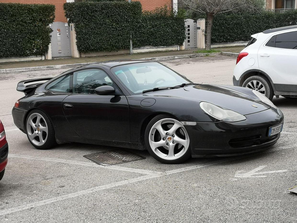 PORSCHE 911 (996)