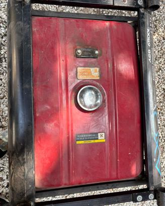 Generatore di corrente AXO a benzina