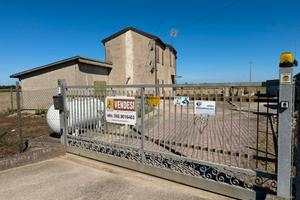 CORREZZOLA: 116B: Casa singola con ampio scoperto